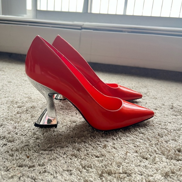 Katy Perry Orange Heels with Sculpted Silver Heel — New Without Tags - Picture 6 of 6